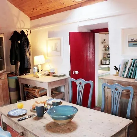 Quay Derrygimla Holiday home